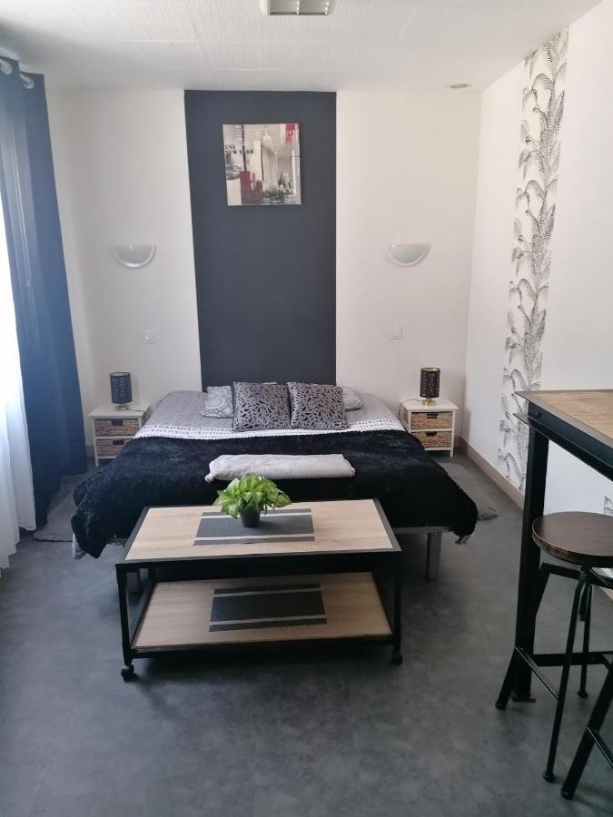 Charmant Appartement Entre Vitre Et Fougeres Chatillon-en-Vendelais Exterior foto